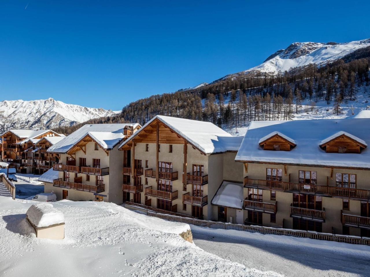Sunweb Les Balcons De Bois Mean Aparthotel เลซอร์ ภายนอก รูปภาพ
